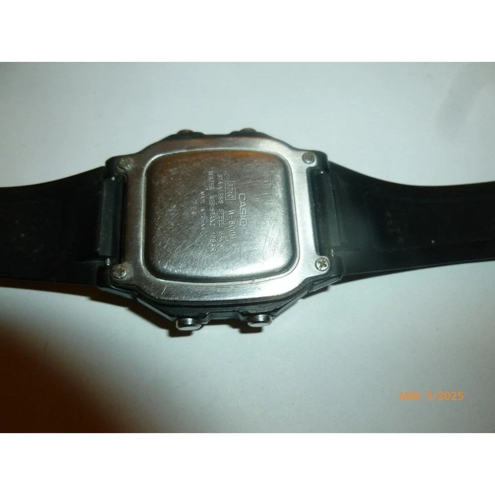 Casio Illuminator Men's Watch F‑108WH – Black Resin Digital Watch with Backlight